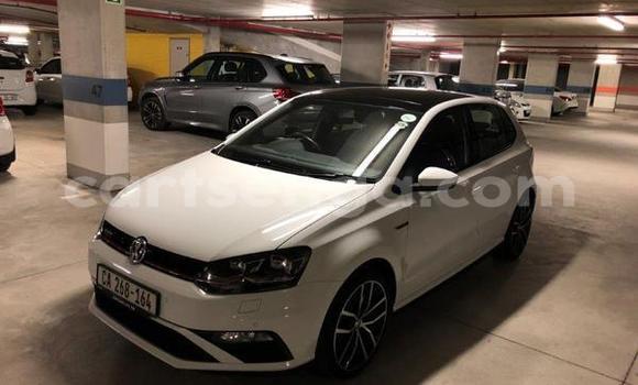 Acheter Occasion Voiture Volkswagen Polo Blanc à Ezulwini, Hhohho Acheter Occasion Voiture Volkswagen Polo Blanc à Ezulwini, Hhohho