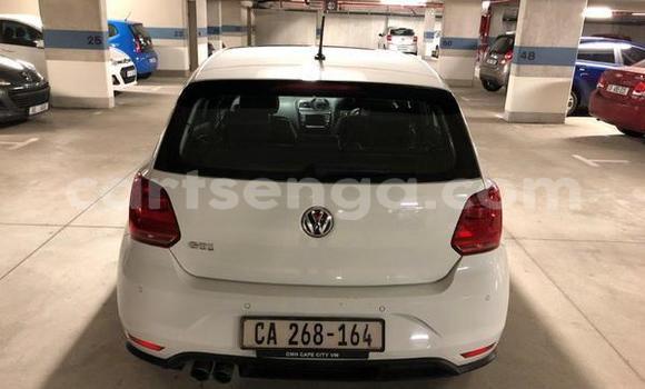 Acheter Occasion Voiture Volkswagen Polo Blanc à Ezulwini, Hhohho Acheter Occasion Voiture Volkswagen Polo Blanc à Ezulwini, Hhohho
