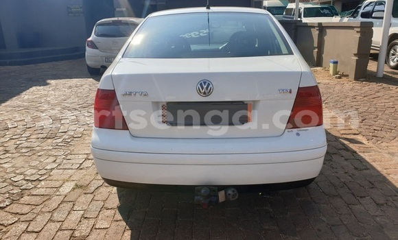 Buy Used Volkswagen Jetta White Car in Ezulwini in Hhohho Buy Used Volkswagen Jetta White Car in Ezulwini in Hhohho