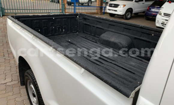 Acheter Occasion Voiture Toyota Hilux Blanc à Ezulwini, Hhohho Acheter Occasion Voiture Toyota Hilux Blanc à Ezulwini, Hhohho