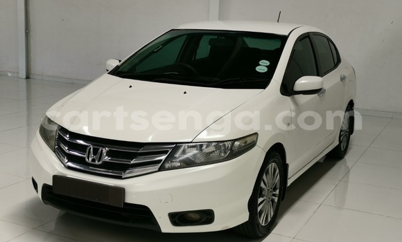 Buy Used Honda Ballade White Car in Ezulwini in Hhohho Buy Used Honda Ballade White Car in Ezulwini in Hhohho
