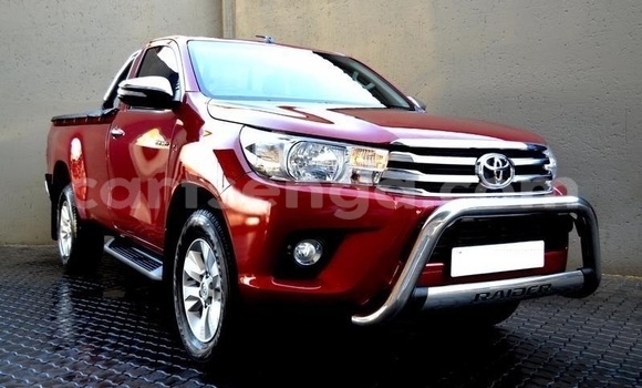 Nunua Ilio tumika Toyota Hilux Red Gari ndani ya Manzini nchini Manzini Nunua Ilio tumika Toyota Hilux Red Gari ndani ya Manzini nchini Manzini