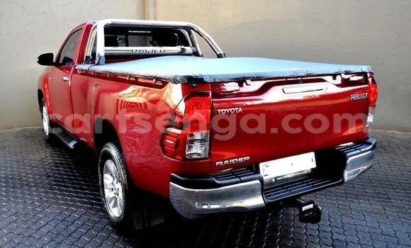 Nunua Ilio tumika Toyota Hilux Red Gari ndani ya Manzini nchini Manzini Nunua Ilio tumika Toyota Hilux Red Gari ndani ya Manzini nchini Manzini