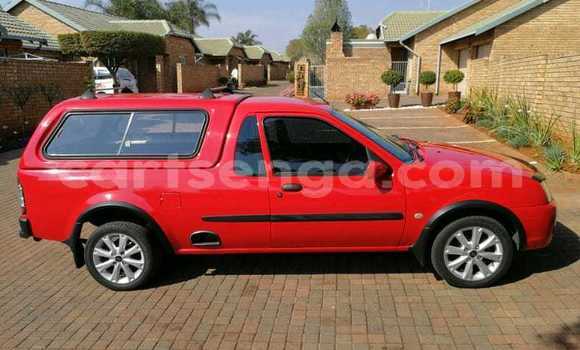 Nunua Ilio tumika Ford Escort Red Gari ndani ya Ezulwini nchini Hhohho Nunua Ilio tumika Ford Escort Red Gari ndani ya Ezulwini nchini Hhohho