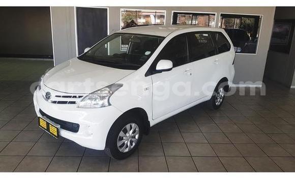 Nunua Ilio tumika Toyota Avanza White Gari ndani ya Ezulwini nchini Hhohho Nunua Ilio tumika Toyota Avanza White Gari ndani ya Ezulwini nchini Hhohho