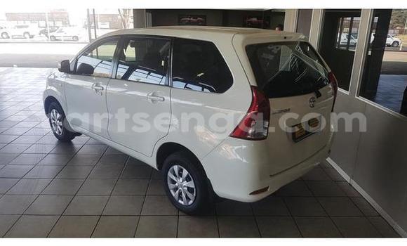 Nunua Ilio tumika Toyota Avanza White Gari ndani ya Ezulwini nchini Hhohho Nunua Ilio tumika Toyota Avanza White Gari ndani ya Ezulwini nchini Hhohho
