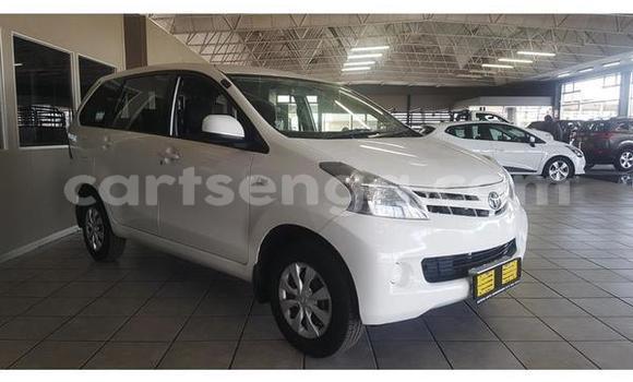 Nunua Ilio tumika Toyota Avanza White Gari ndani ya Ezulwini nchini Hhohho Nunua Ilio tumika Toyota Avanza White Gari ndani ya Ezulwini nchini Hhohho