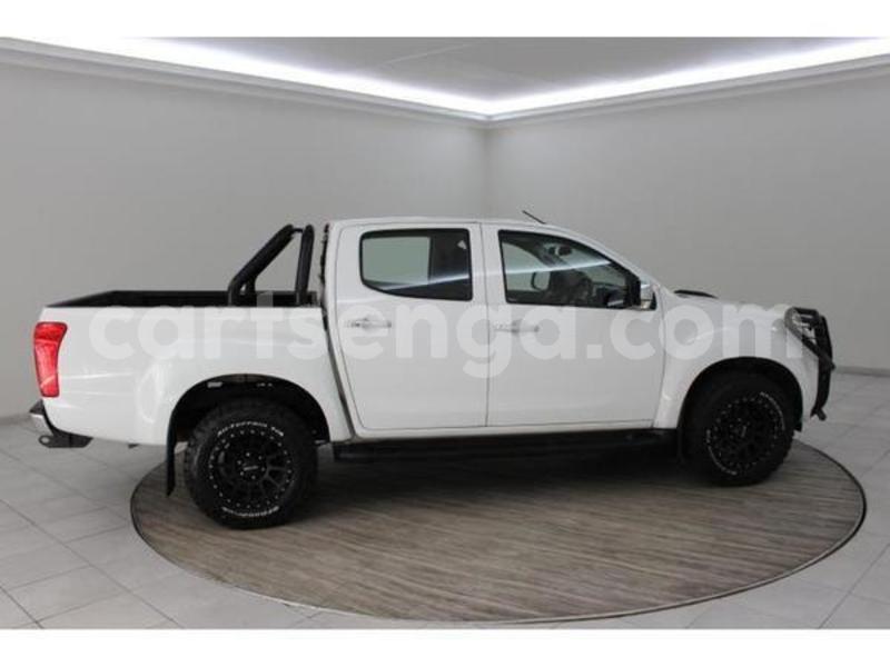 Big with watermark isuzu kb hhohho ezulwini 11095