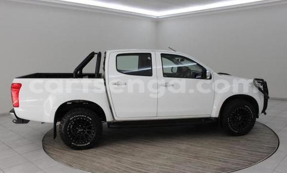 Buy Used Isuzu KB White Car in Ezulwini in Hhohho Buy Used Isuzu KB White Car in Ezulwini in Hhohho