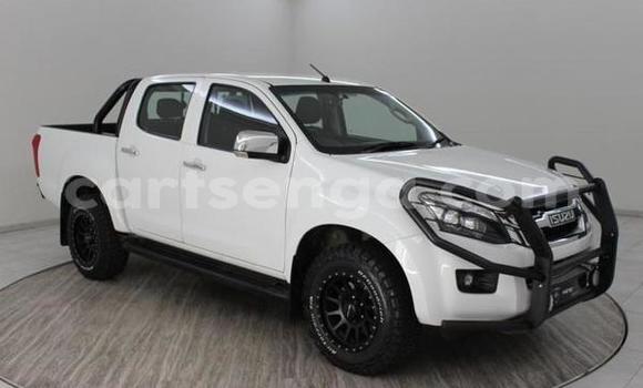 Buy Used Isuzu KB White Car in Ezulwini in Hhohho Buy Used Isuzu KB White Car in Ezulwini in Hhohho