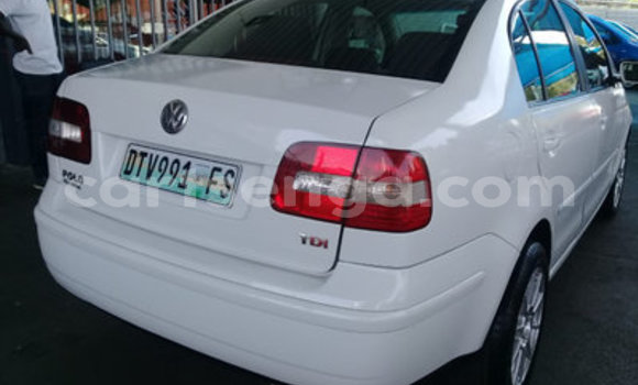 Buy Used Volkswagen Polo White Car in Ezulwini in Hhohho Buy Used Volkswagen Polo White Car in Ezulwini in Hhohho