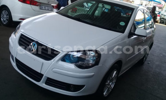 Buy Used Volkswagen Polo White Car in Ezulwini in Hhohho Buy Used Volkswagen Polo White Car in Ezulwini in Hhohho