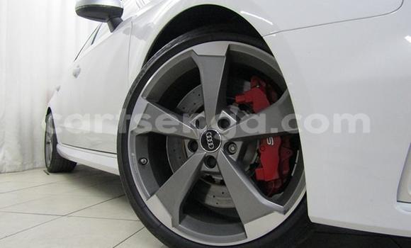 Acheter Occasion Voiture Audi RS3 Blanc à Mbabane, Manzini Acheter Occasion Voiture Audi RS3 Blanc à Mbabane, Manzini