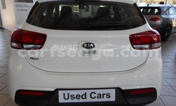 Acheter Occasion Voiture Kia Rio Blanc à Ezulwini, Hhohho Acheter Occasion Voiture Kia Rio Blanc à Ezulwini, Hhohho