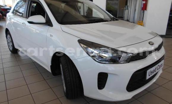 Acheter Occasion Voiture Kia Rio Blanc à Ezulwini, Hhohho Acheter Occasion Voiture Kia Rio Blanc à Ezulwini, Hhohho