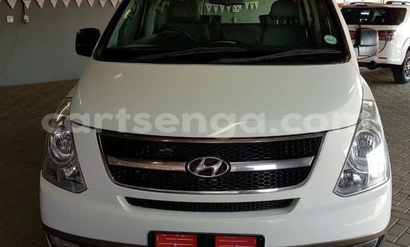 Acheter Occasion Voiture Hyundai H1 Blanc à Ezulwini, Hhohho Acheter Occasion Voiture Hyundai H1 Blanc à Ezulwini, Hhohho