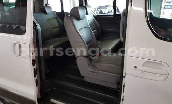 Acheter Occasion Voiture Hyundai H1 Blanc à Ezulwini, Hhohho Acheter Occasion Voiture Hyundai H1 Blanc à Ezulwini, Hhohho
