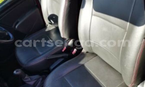 Nunua Ilio tumika Nissan NP 300 Red Gari ndani ya Ezulwini nchini Hhohho Nunua Ilio tumika Nissan NP 300 Red Gari ndani ya Ezulwini nchini Hhohho