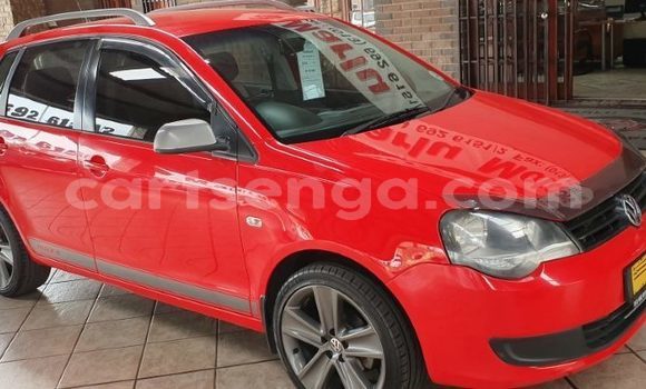 Nunua Ilio tumika Volkswagen Polo Red Gari ndani ya Mbabane nchini Manzini Nunua Ilio tumika Volkswagen Polo Red Gari ndani ya Mbabane nchini Manzini