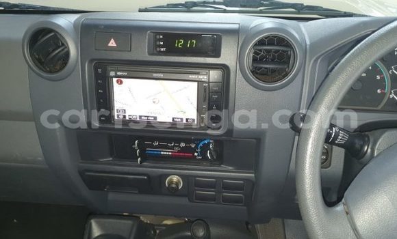 Nunua Ilio tumika Toyota Land Cruiser Brown Gari ndani ya Mbabane nchini Manzini Nunua Ilio tumika Toyota Land Cruiser Brown Gari ndani ya Mbabane nchini Manzini