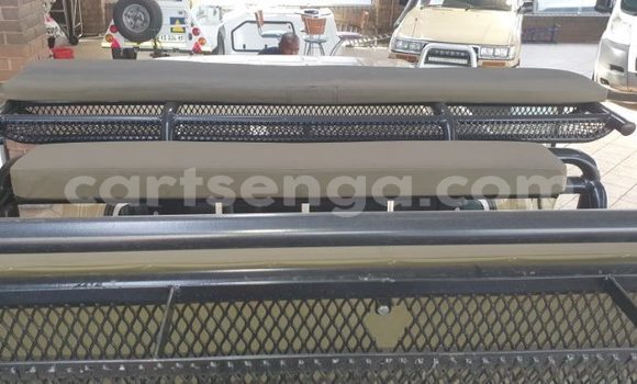 Nunua Ilio tumika Toyota Land Cruiser Brown Gari ndani ya Mbabane nchini Manzini Nunua Ilio tumika Toyota Land Cruiser Brown Gari ndani ya Mbabane nchini Manzini