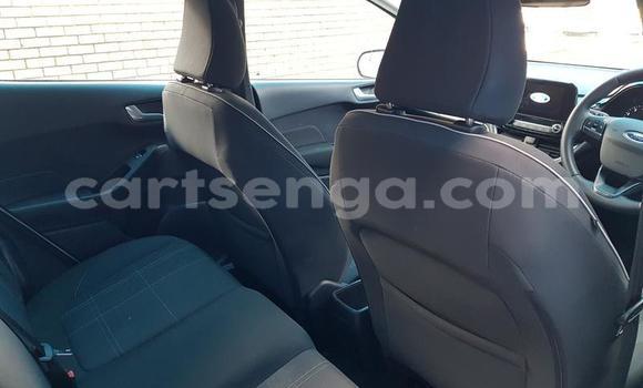 Acheter Occasion Voiture Ford Fiesta Blanc à Hlatikulu, Shiselweni District Acheter Occasion Voiture Ford Fiesta Blanc à Hlatikulu, Shiselweni District