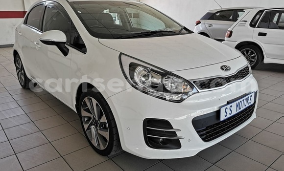 Buy Used Kia Rio White Car in Big Bend in Lubombo District Buy Used Kia Rio White Car in Big Bend in Lubombo District